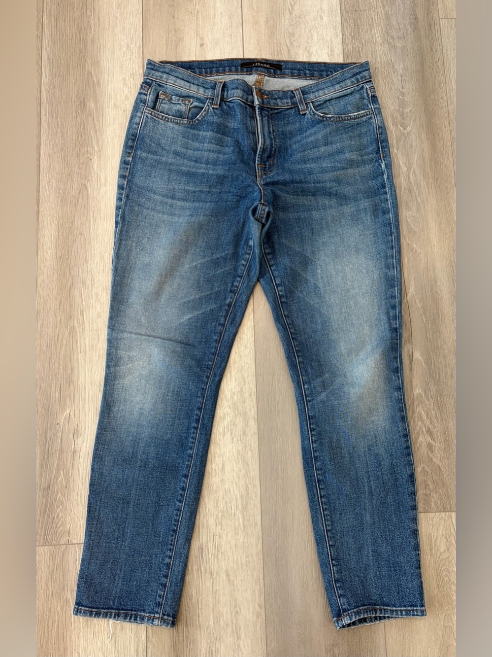 J Brand Cropped Ellis Rival Mid Rise Jeans - Picture 4 of 6